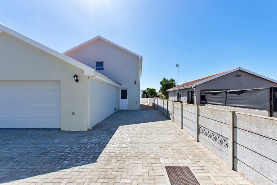 3 Bedroom Property for Sale in Port Owen Western Cape